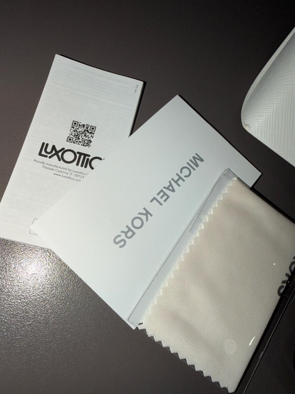 Michael Kors MK2079U (Zermatt) Sunglasses with White Case, NEW. - Picture 3 of 6